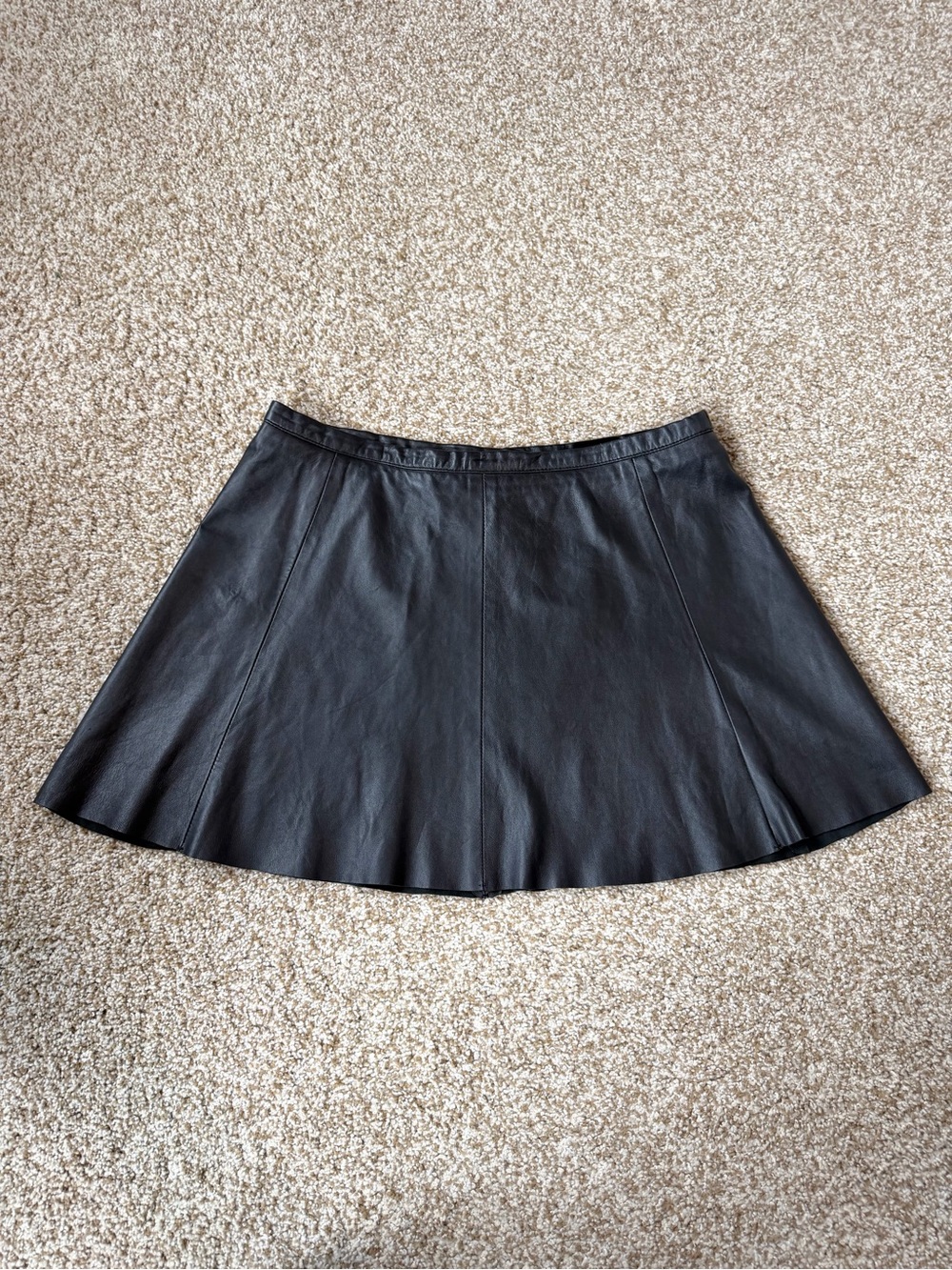 Aqua Bloomingdale’s Genuine Leather A-Line Mini Skirt Black Size Large